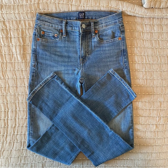 GAP 2 Pair GAP DENIM 1969 Straight Leg Jeans Size 24 - Picture 3 of 10